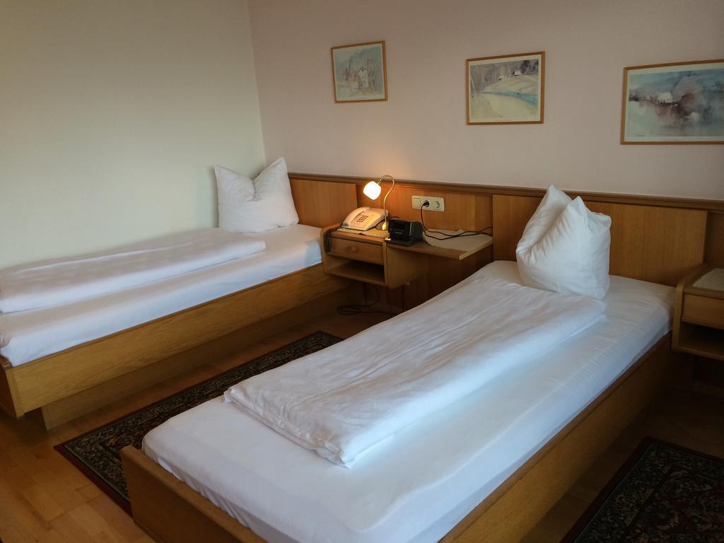 Daneu Hotel 3*